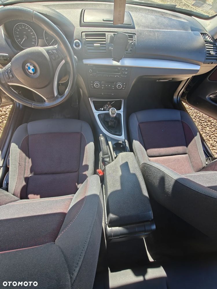 BMW Seria 1 118i - 12