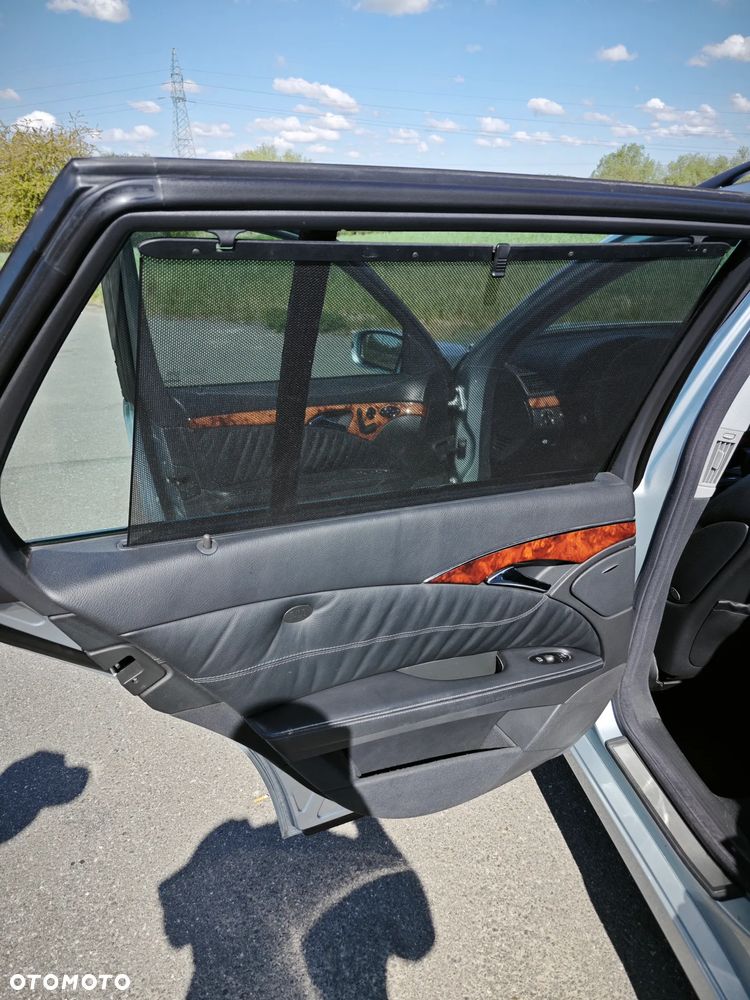 Mercedes-Benz Klasa E 320 T 4-Matic Elegance - 18