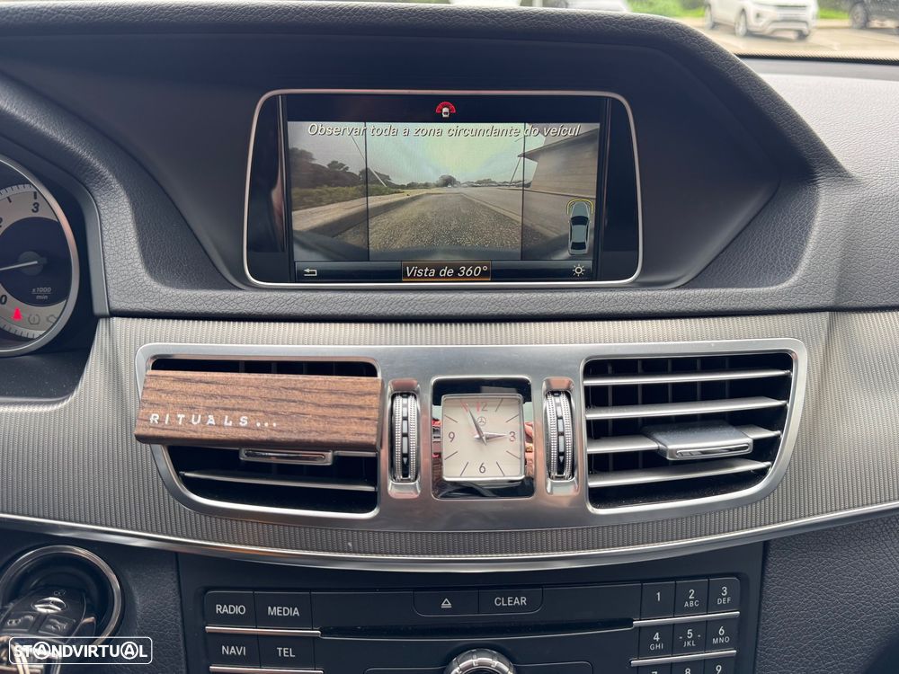 Mercedes-Benz E 220 - 27