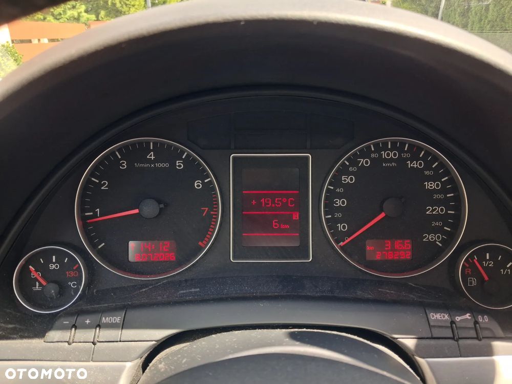 Audi A4 Limousine 2 - 19