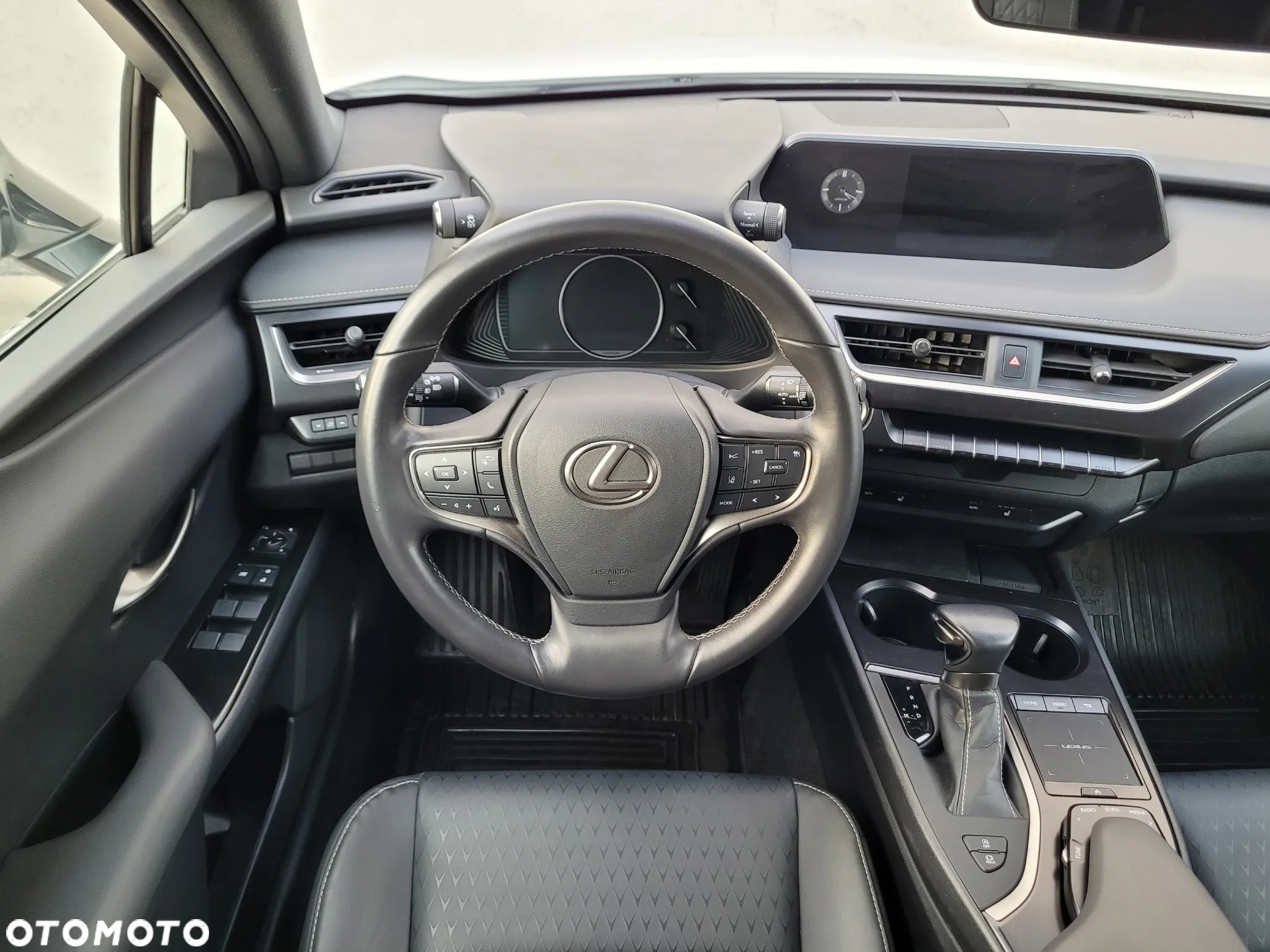 Lexus UX 200 GPF F Impression 2WD - 14