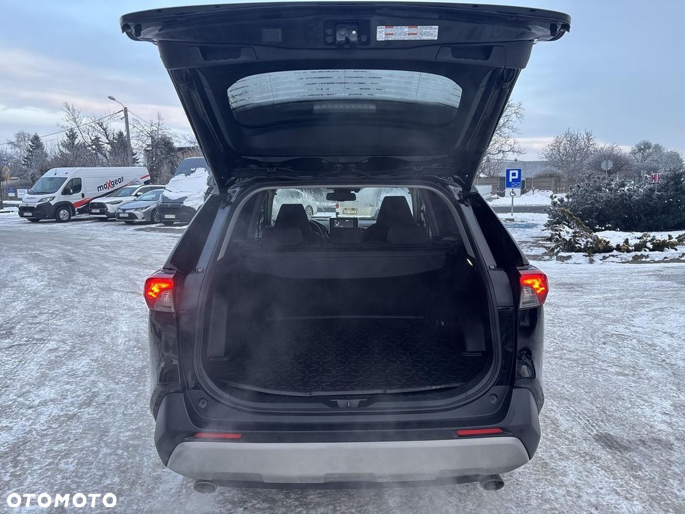 Toyota RAV4 - 16