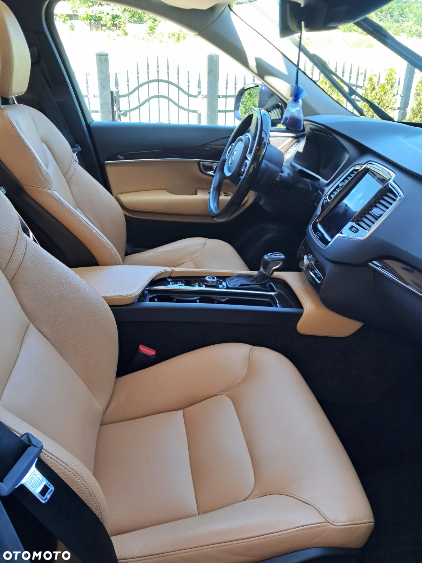 Volvo XC 90 T6 AWD Momentum 7os - 12