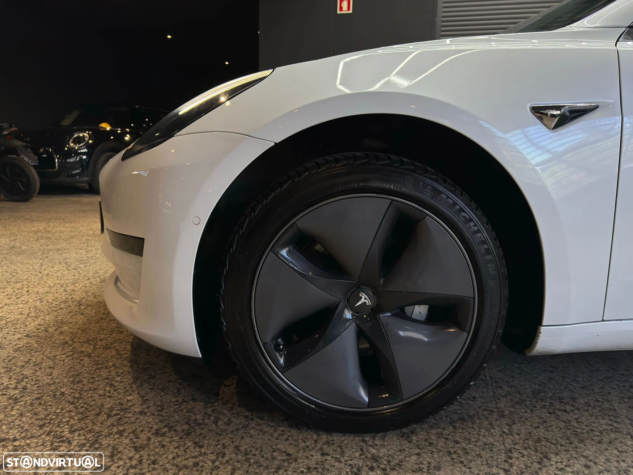 Tesla Model 3 Standard Range Plus RWD - 11