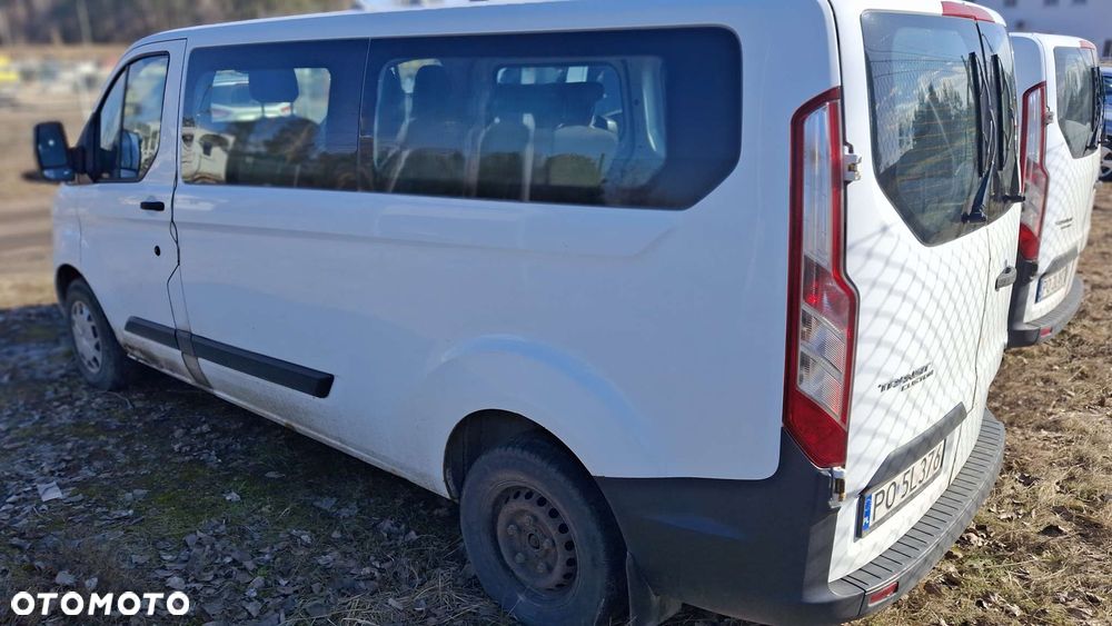 Ford TRANSIT CUSTOM - 4