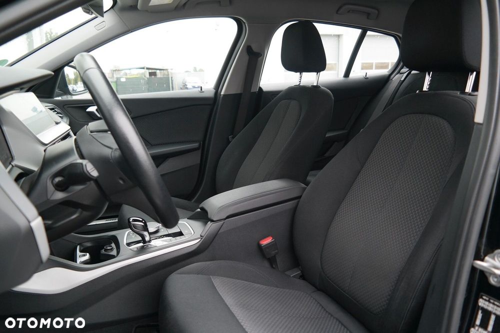 BMW Seria 1 118i Advantage - 13