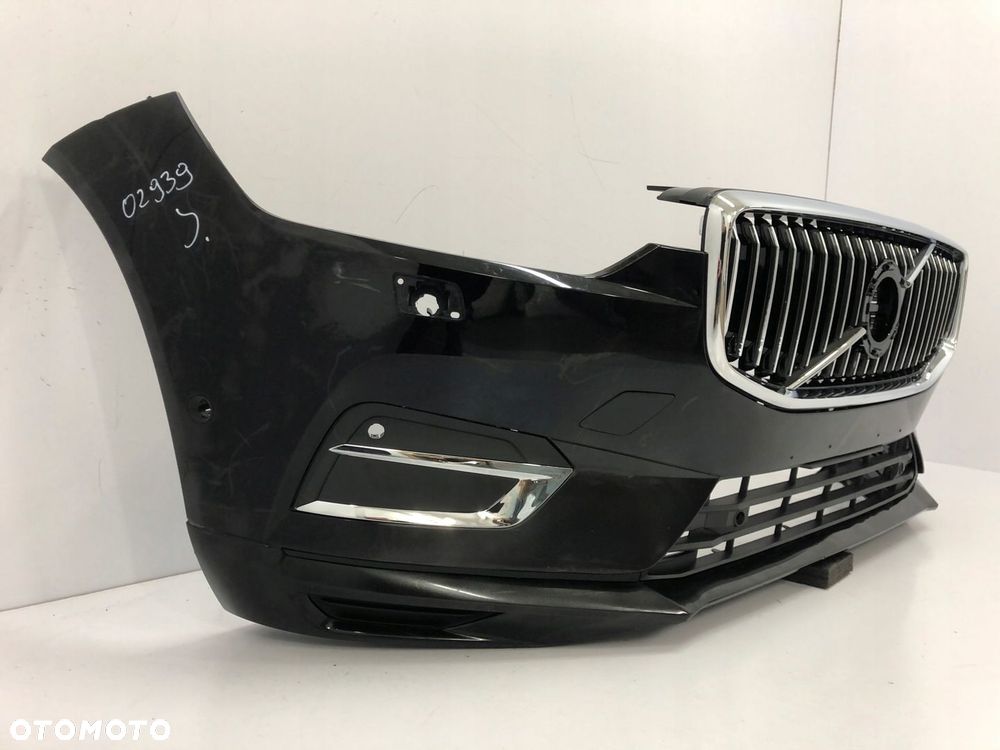 VOLVO XC60 II 2018 PRZED LIFT ZDERZAK PRZEDNI 6XPDC - 2