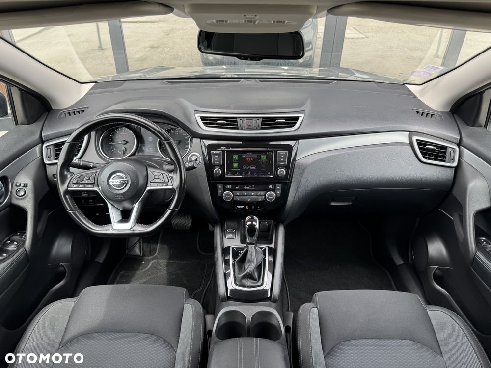 Nissan Qashqai 1.3 DIG-T N-Connecta DCT - 13