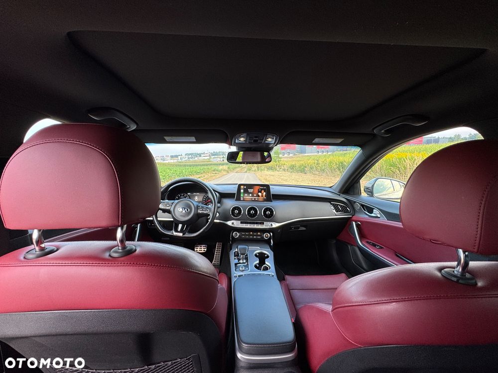 Kia Stinger 3.3 T-GDI V6 GT AWD - 18