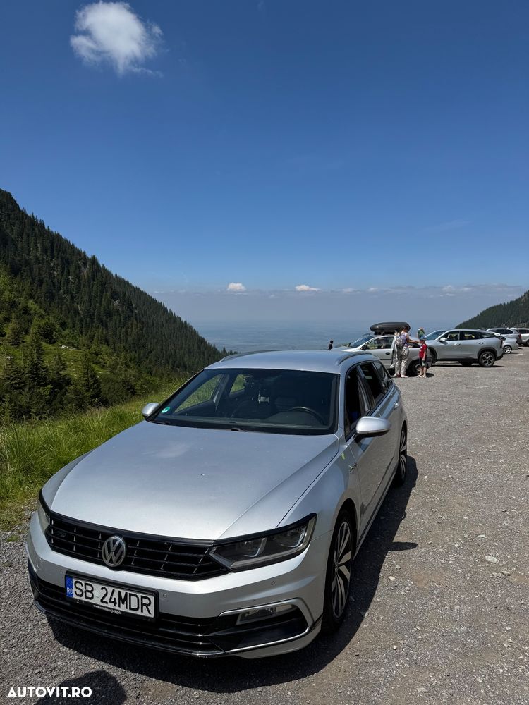 Volkswagen Passat 2.0 TDI DSG 4Motion R Executive - 11