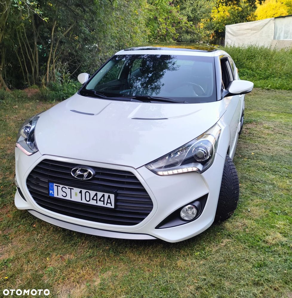 Hyundai Veloster - 2