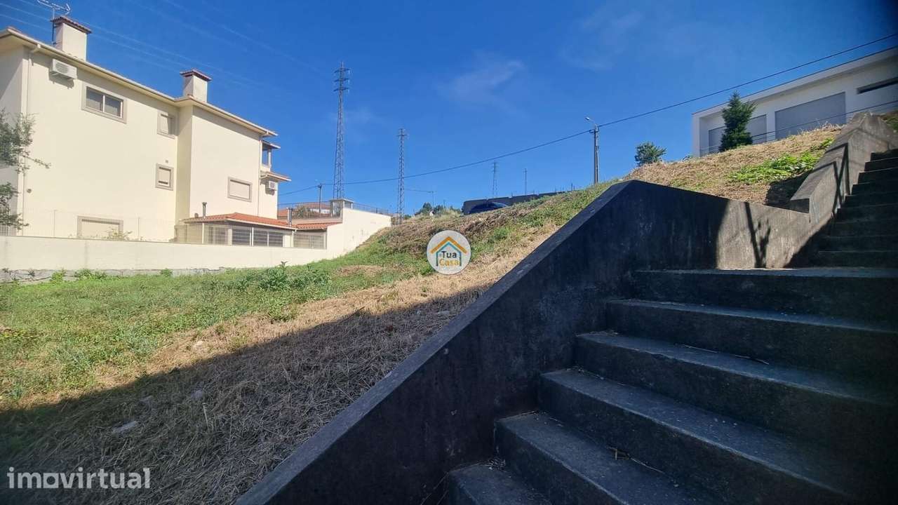 Terreno urbano para construção - Grande imagem: 2/14