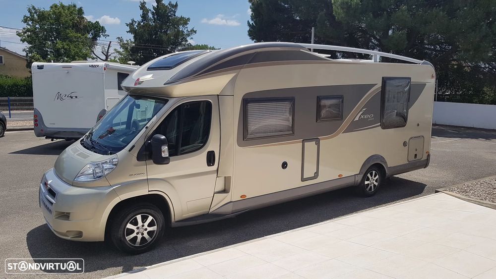 Burstner Ixeo PLUS IT 724 CAMA CENTRAL - 5