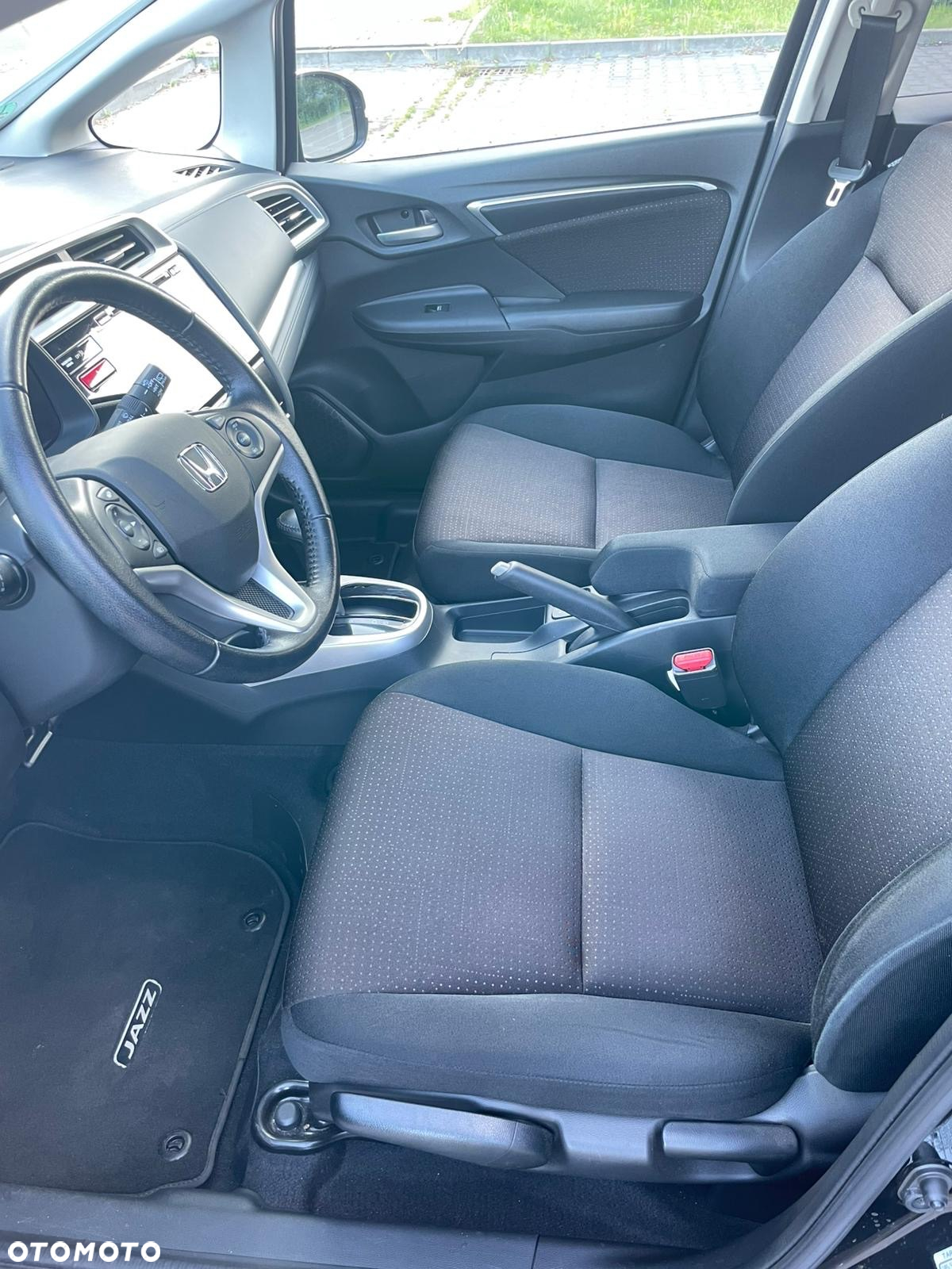 Honda Jazz 1.3 Elegance (ADAS/Honda Connect +/OGS2) CVT - 17