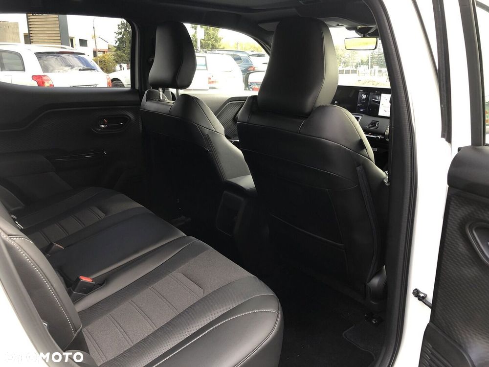 Toyota Urban Cruiser 61kWh 4x4 Executive - 19