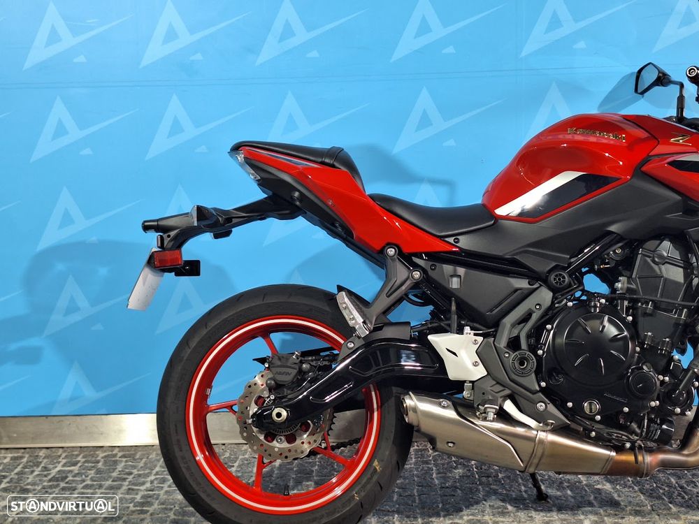 Kawasaki Z 650 50th Anniversary Edition - 4