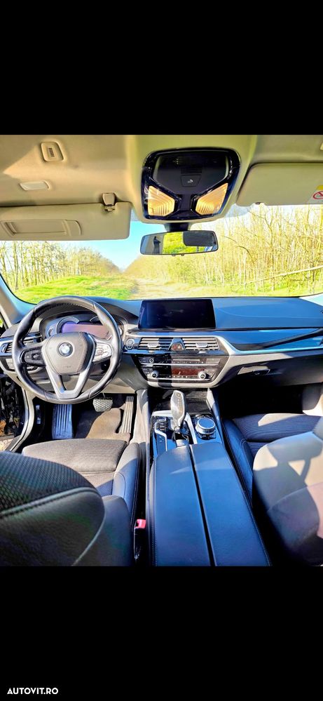 BMW Seria 5 518d Aut. Luxury Line - 13