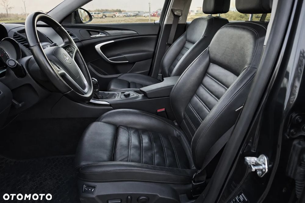 Opel Insignia 2.0 CDTI ecoFLEX Business Cosmo - 11