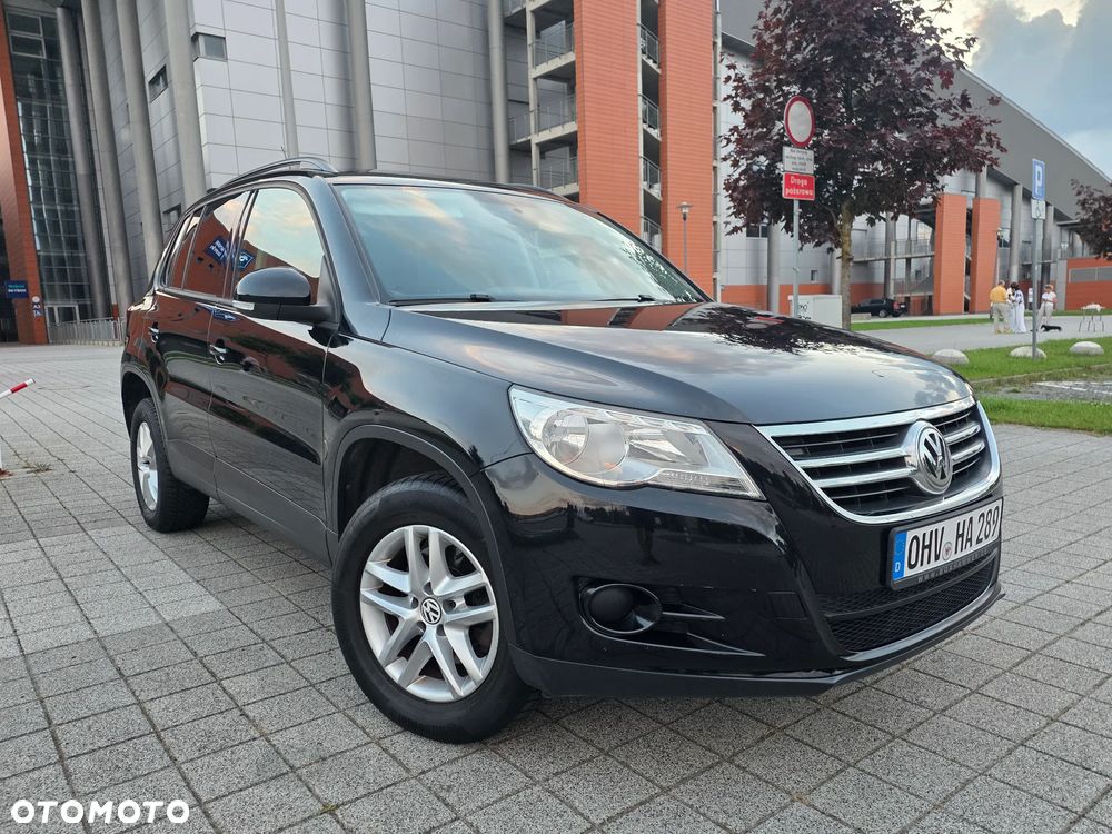 Volkswagen Tiguan - 2