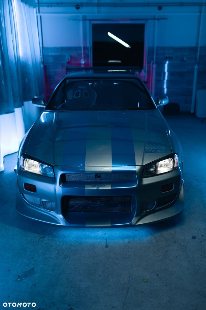 Nissan Skyline - 1