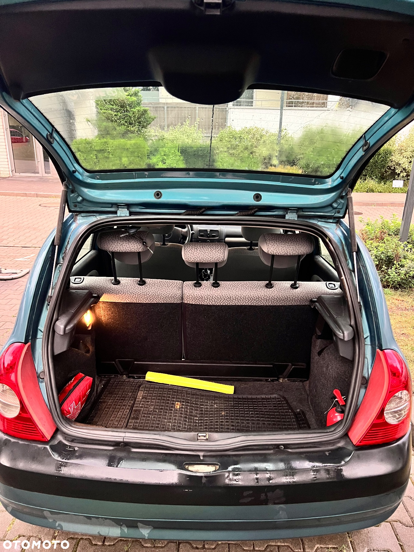 Renault Clio 1.2 16V Fairway - 12
