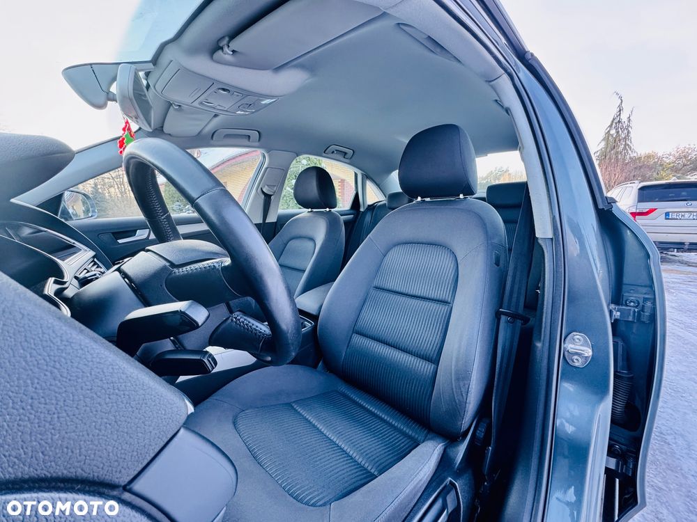 Audi A4 Limousine - 11