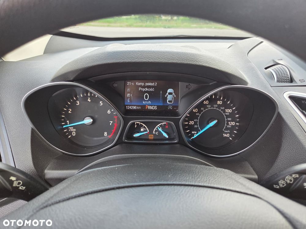 Ford Kuga - 34