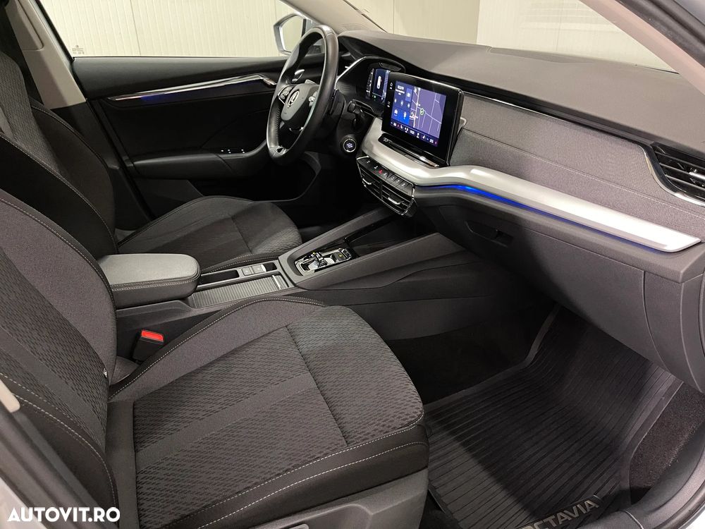 Skoda Octavia 2.0 TDI DSG Style - 11