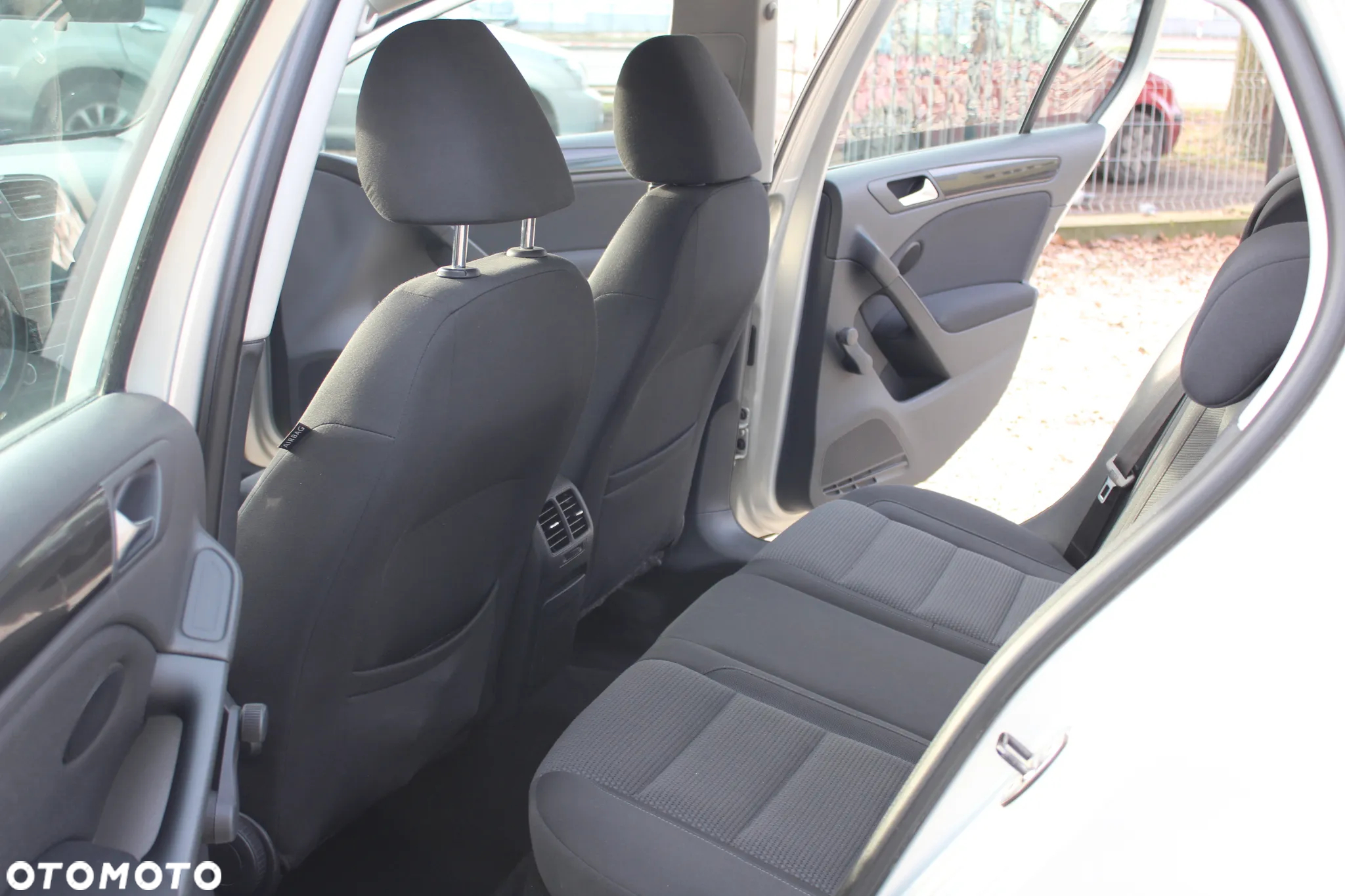 Volkswagen Golf 1.6 Comfortline - 10