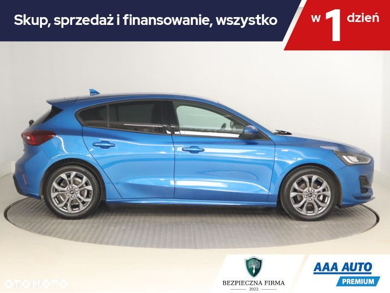 Ford Focus - 8