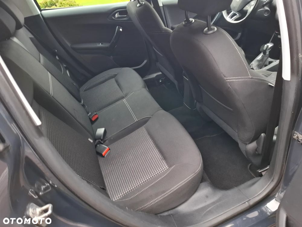 Peugeot 208 Blue-HDi 100 Stop&Start Allure - 26