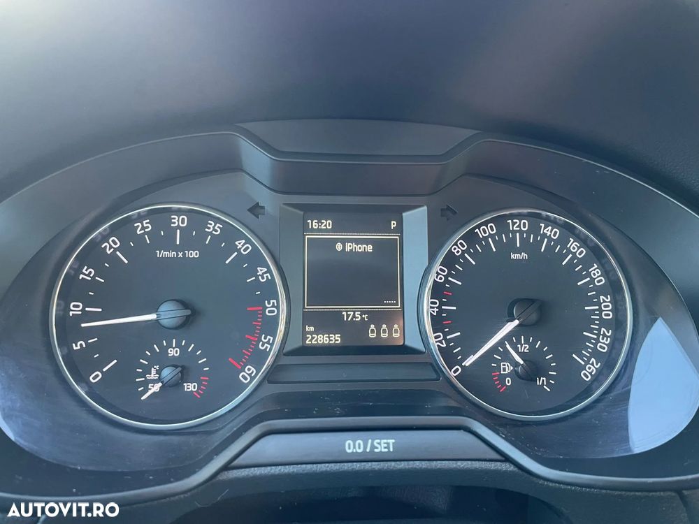 Skoda Octavia - 9