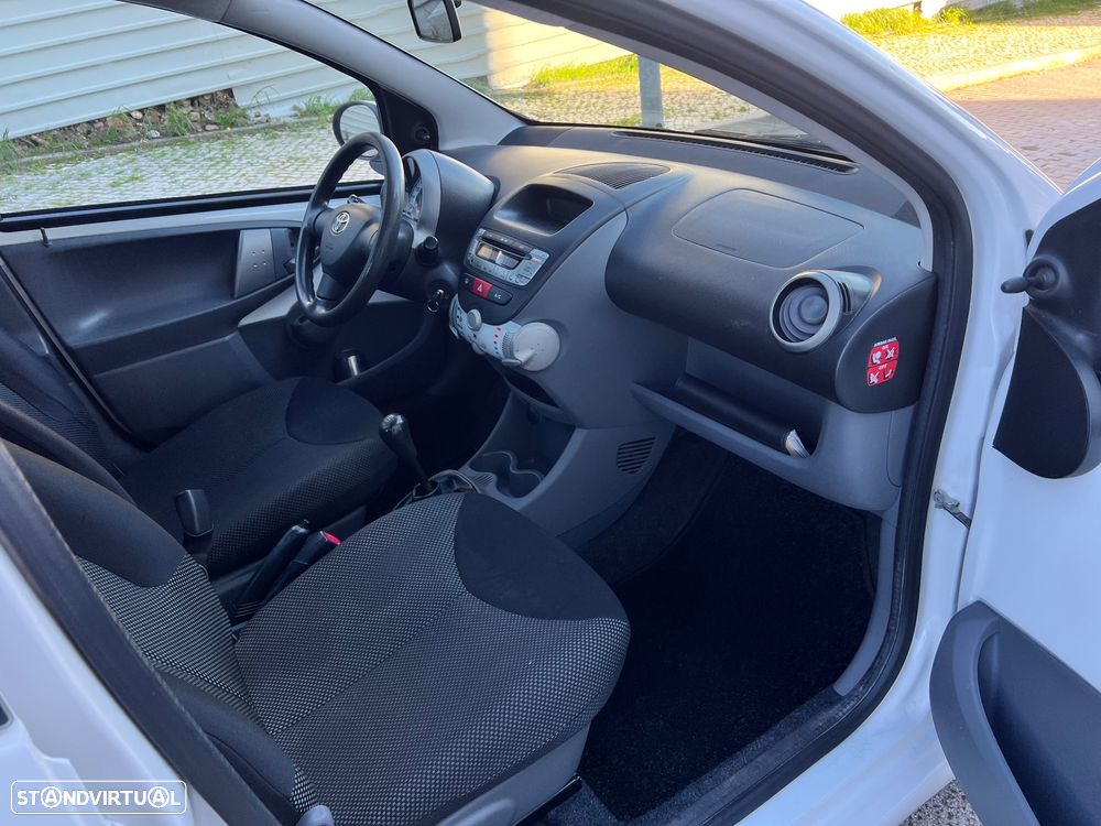 Toyota Aygo 1.0 Power Pack+AC - 16