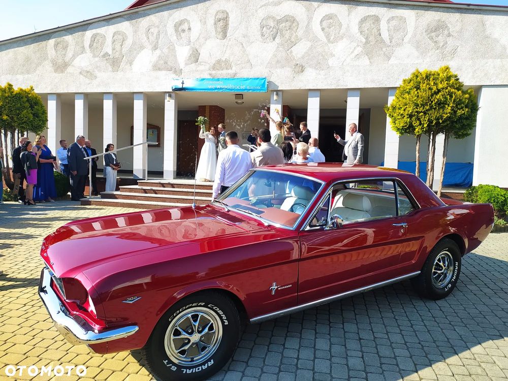 Ford Mustang - 27