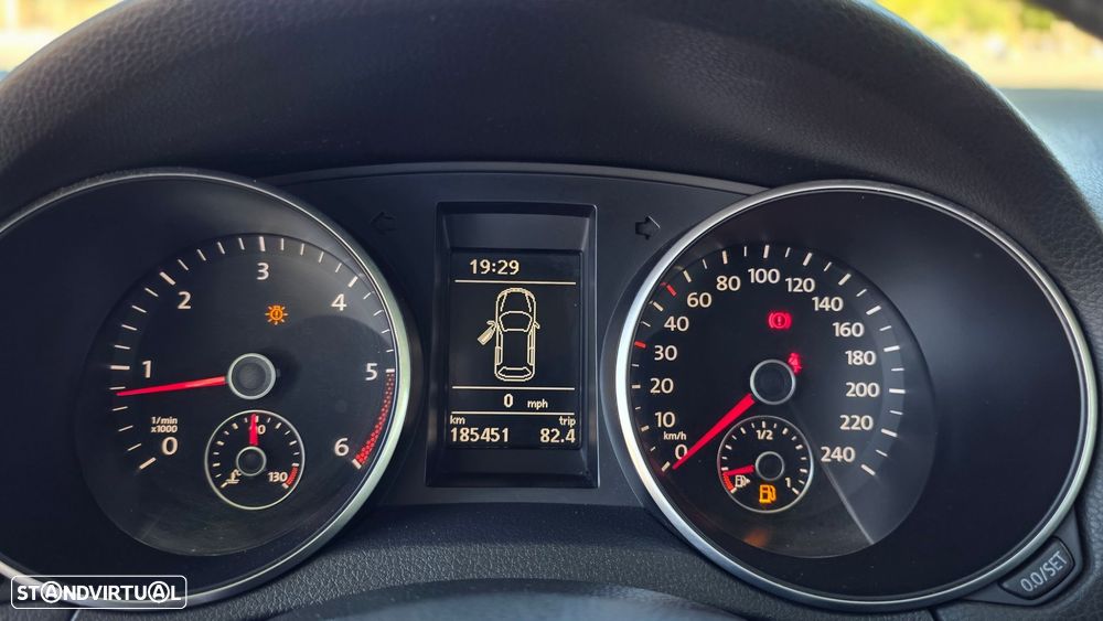 VW Golf 1.6 TDi Confortline - 21