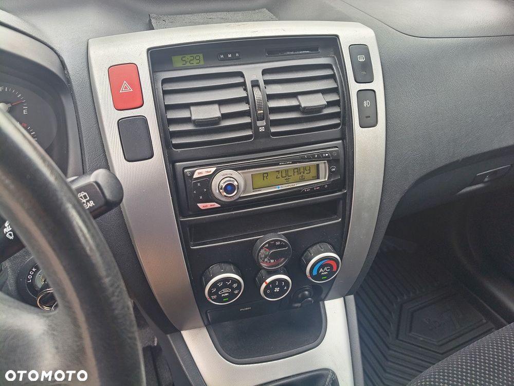 Hyundai Tucson 2.0 Comfort 2WD - 20