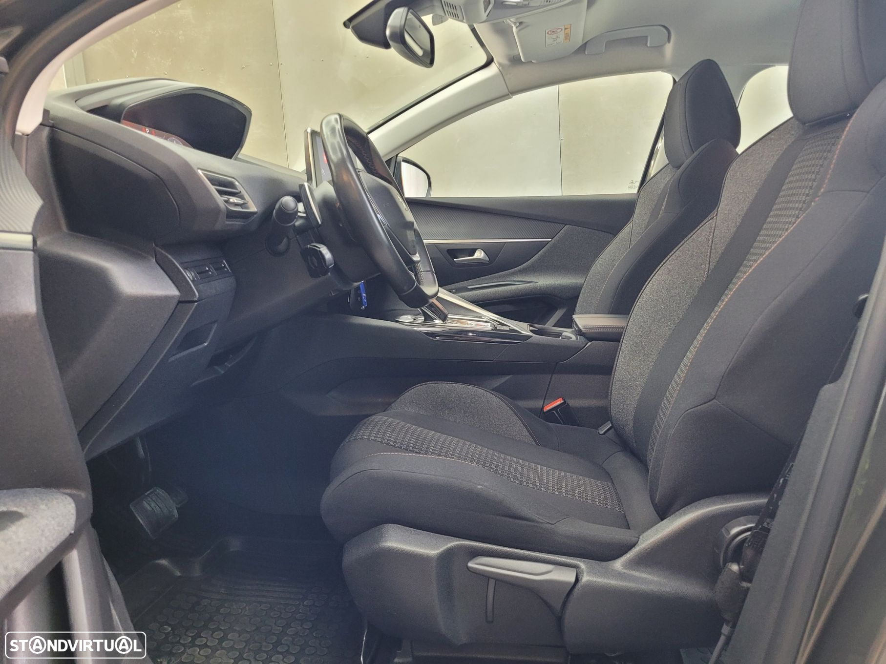 Peugeot 3008 1.2 PureTech Allure EAT8 - 7