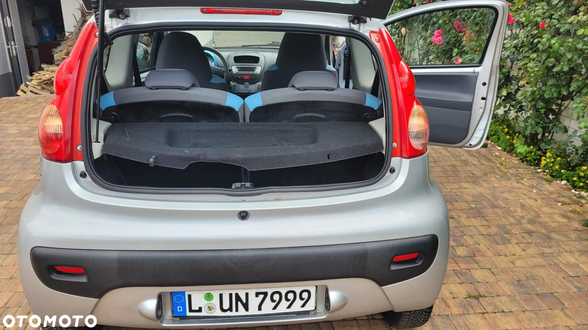 Peugeot 107 1.0 Happy Euro5 - 14