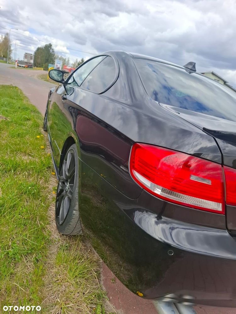 BMW Seria 3 320i M Sport Edition - 7