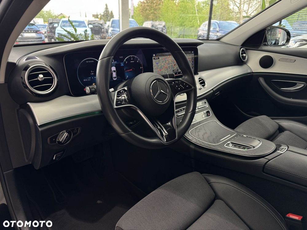 Mercedes-Benz Klasa E 220 d AMG/Avantgarde - 8