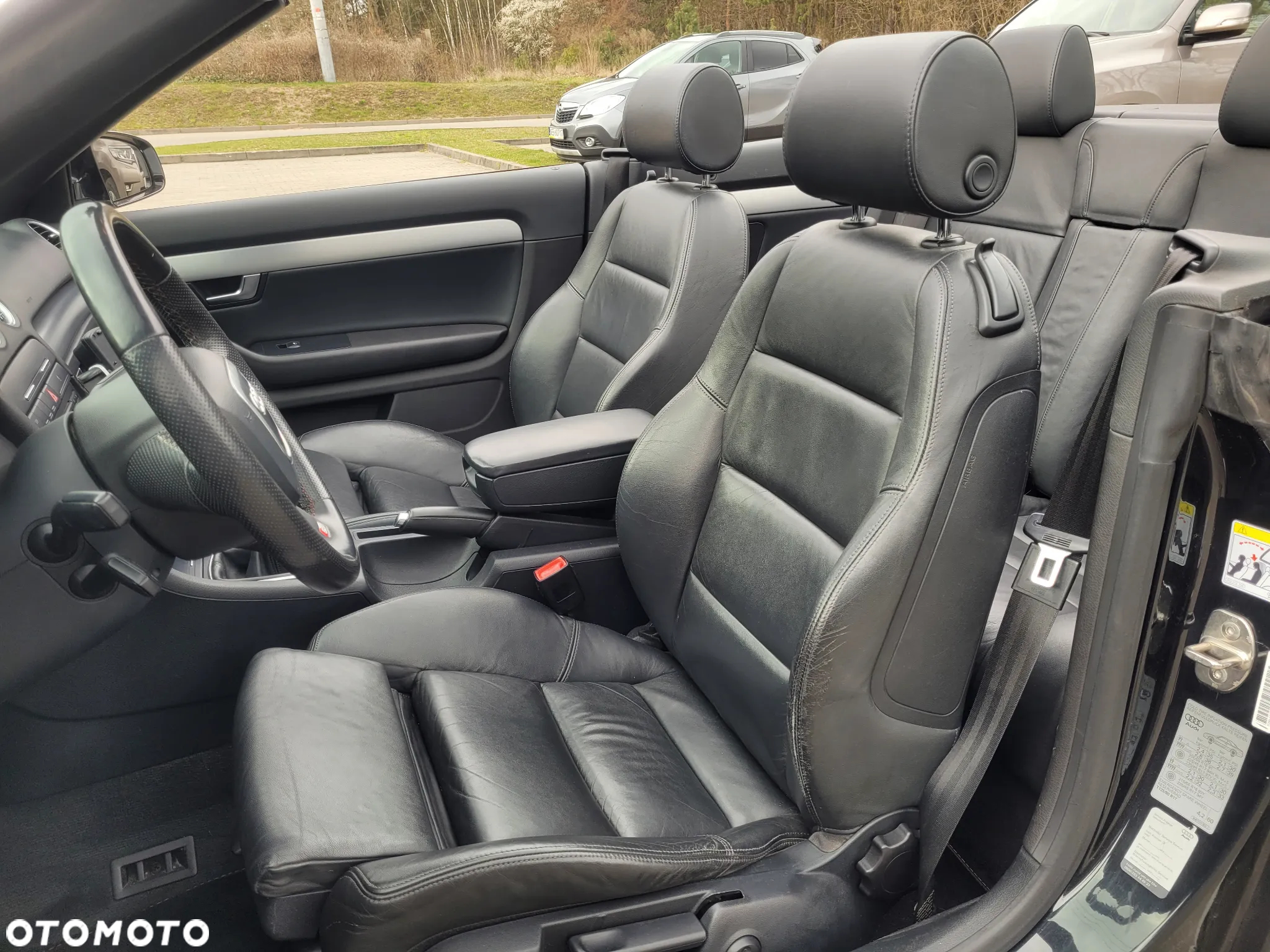 Audi A4 Cabriolet 2.0 TDI DPF - 16