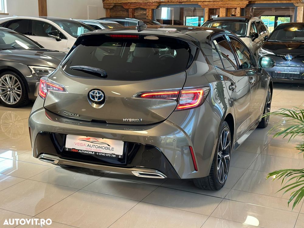 Toyota Corolla - 10