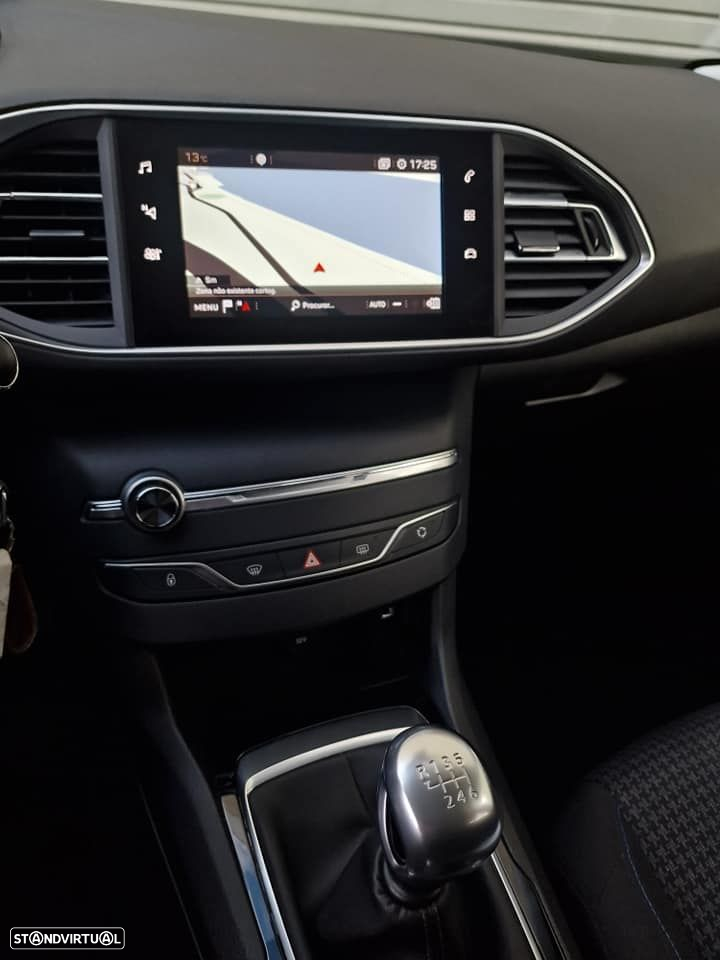 Peugeot 308 SW - 14