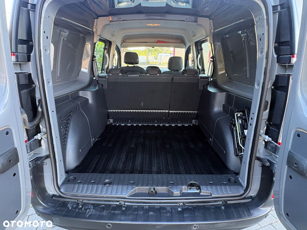 Renault Kangoo dCi 110 FAP Start & Stop Luxe - 23