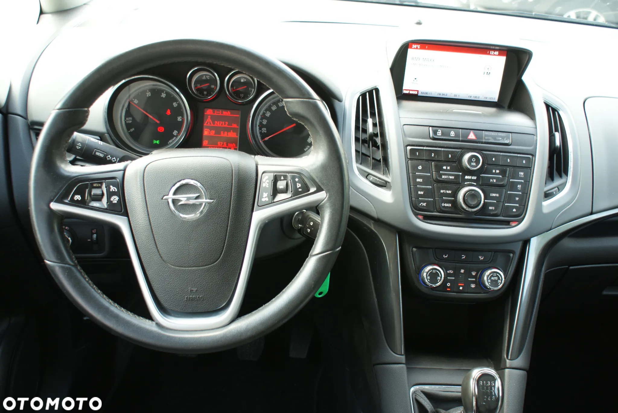 Opel Zafira - 9