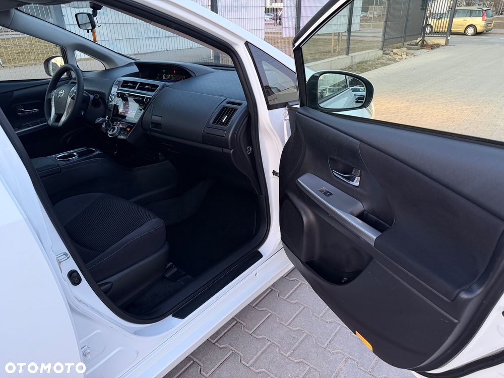 Toyota Prius+ (Hybrid) Comfort - 26