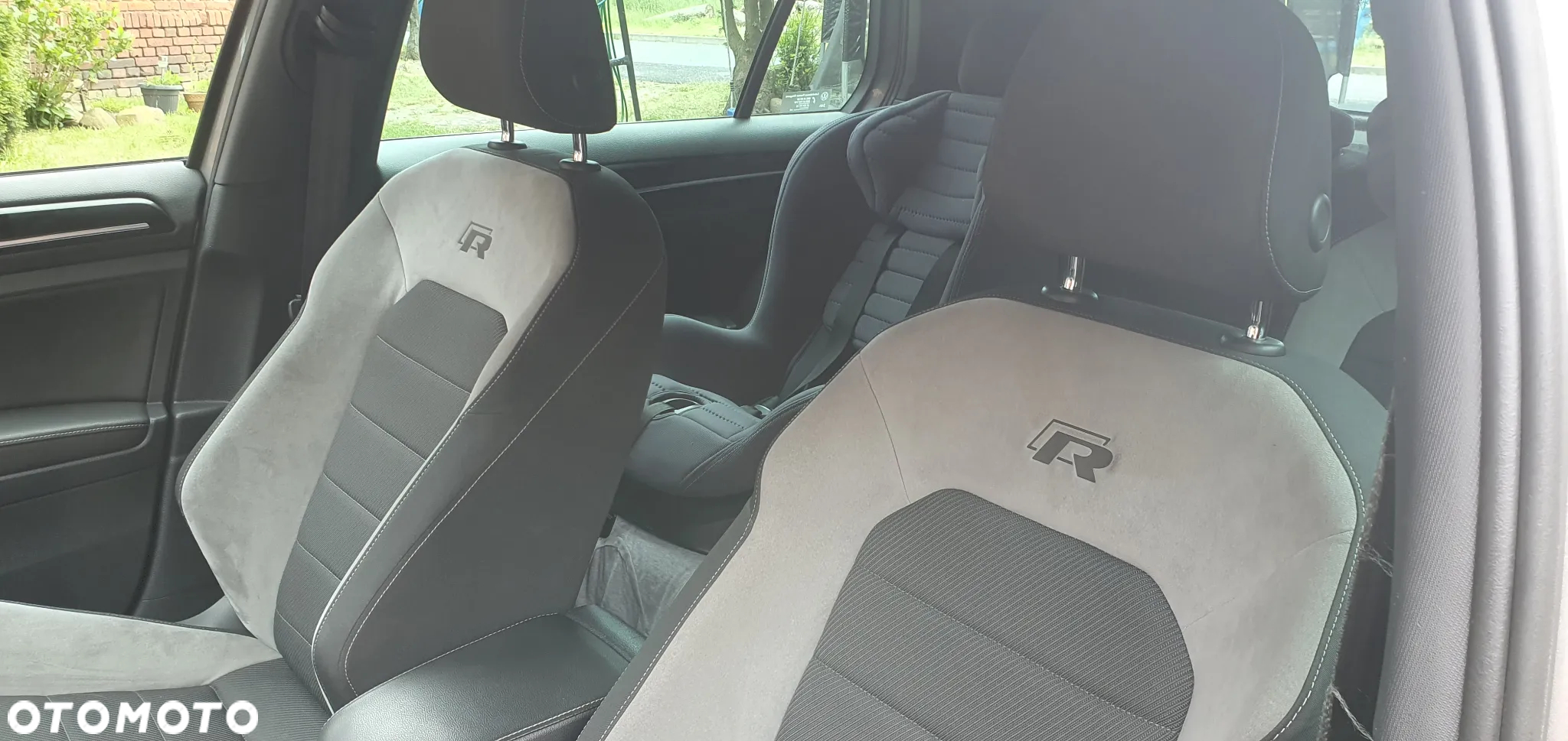 Volkswagen Golf VII 2.0 TSI BMT 4Mot R DSG - 9