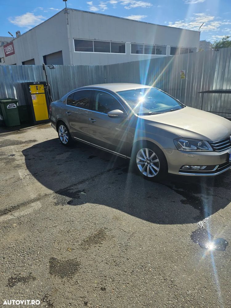 Volkswagen Passat 2.0 TDI BlueMotion Tehnology Highline - 1