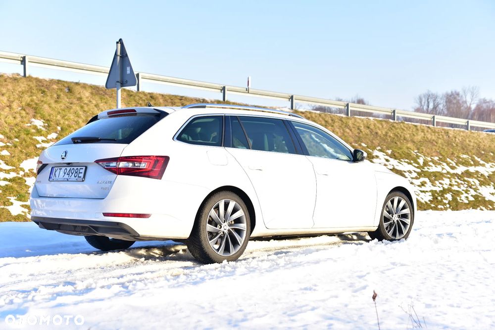 Skoda Superb 2.0 TDI SCR 4x4 L&K DSG - 5