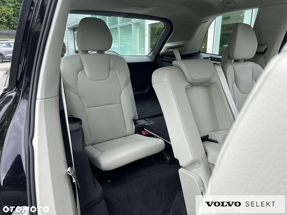 Volvo XC 90 - 18